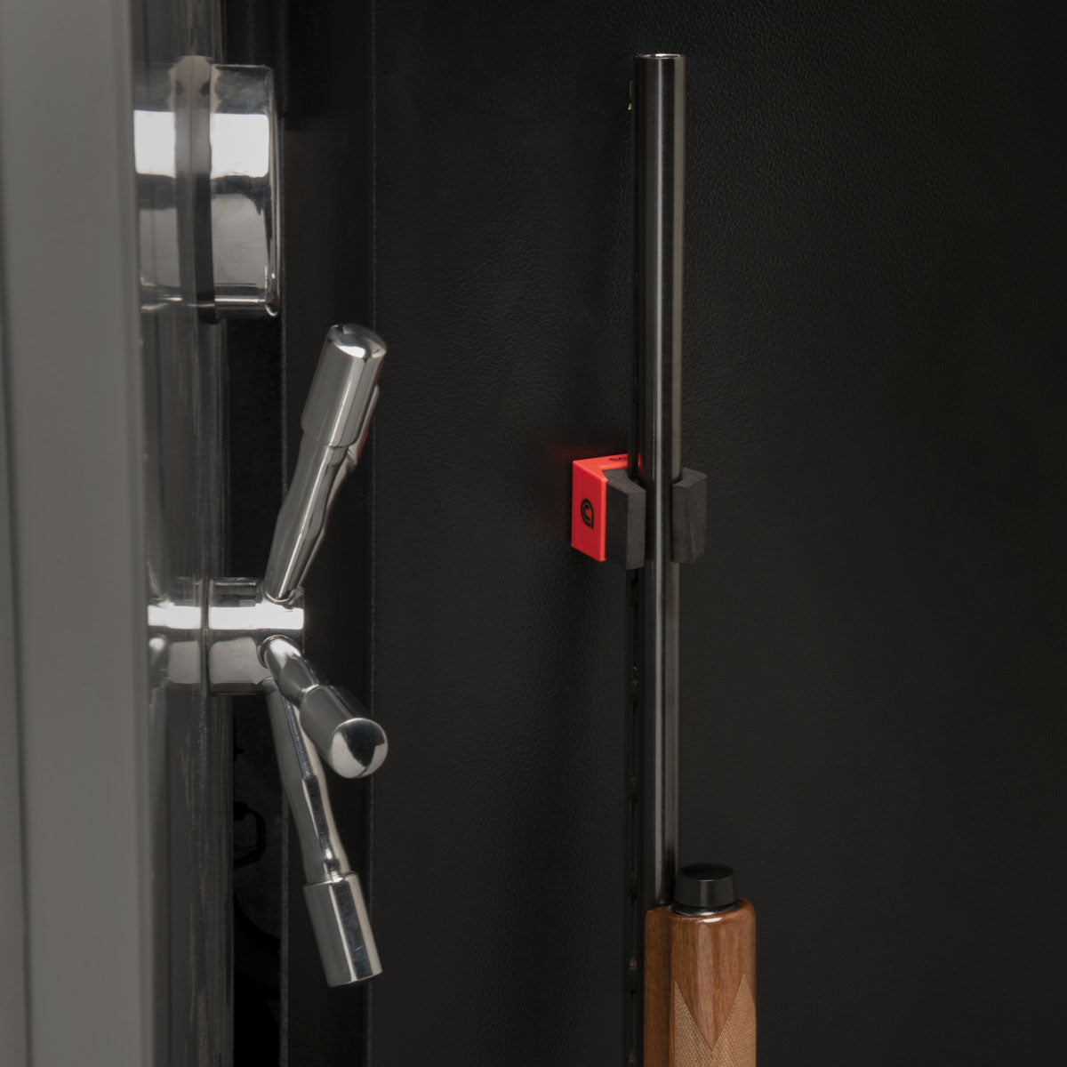 Firearm and Fishing Rod Magnetic Holder - Single